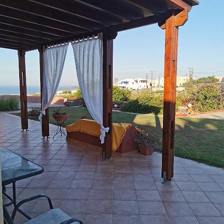 מגלוחורי Vineyards Hill Villa מראה חיצוני תמונה