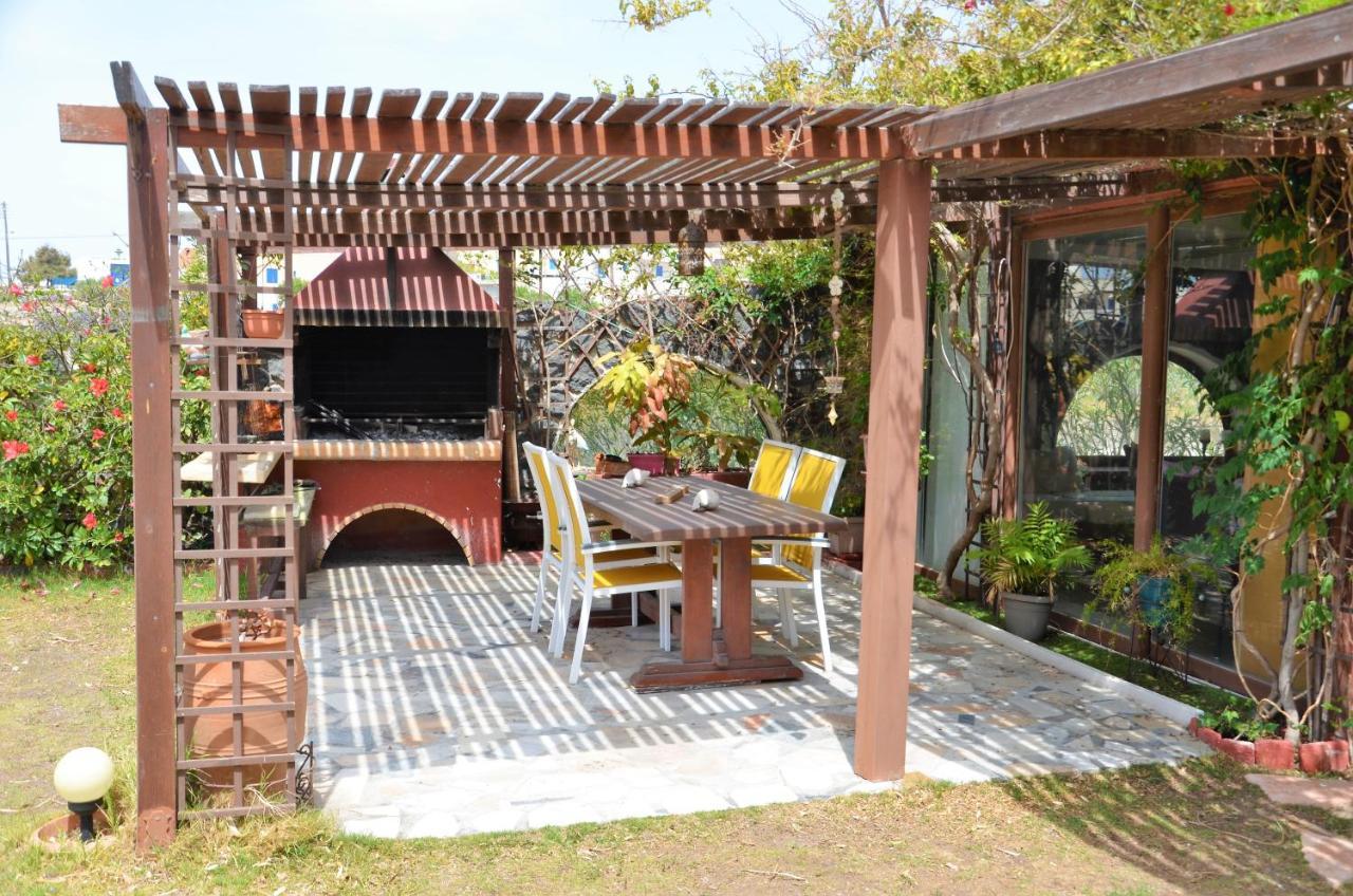 מגלוחורי Vineyards Hill Villa מראה חיצוני תמונה