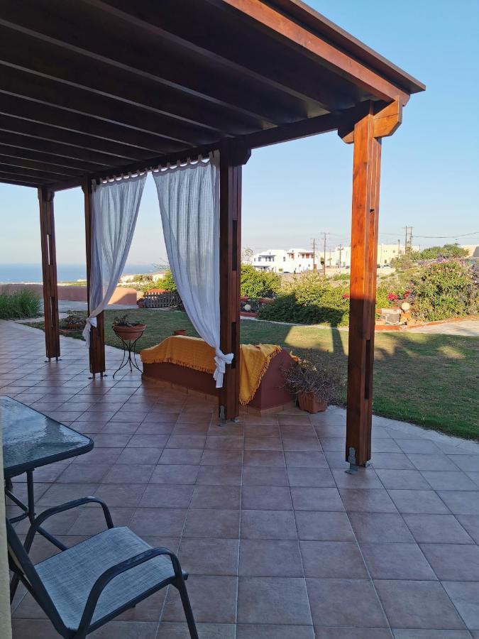 מגלוחורי Vineyards Hill Villa מראה חיצוני תמונה