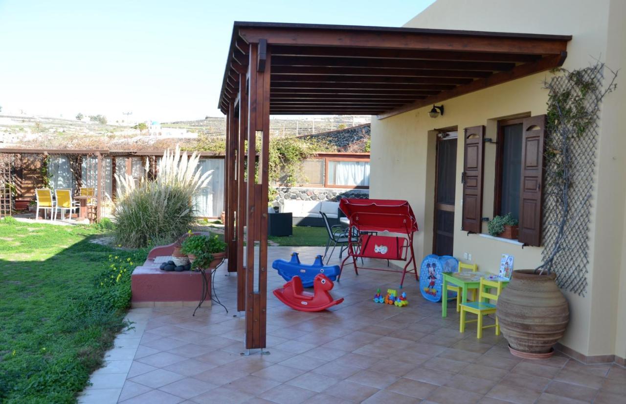 מגלוחורי Vineyards Hill Villa מראה חיצוני תמונה