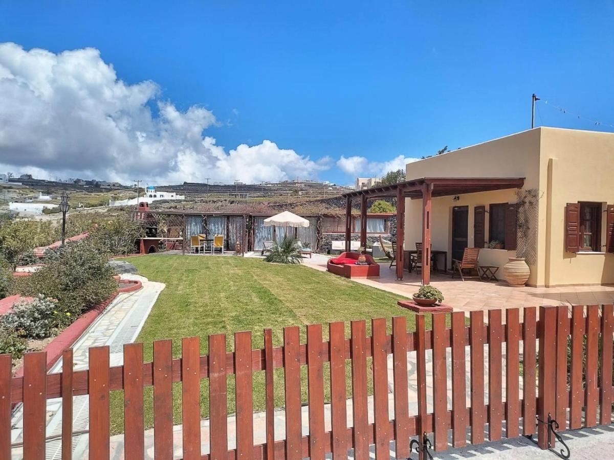 מגלוחורי Vineyards Hill Villa מראה חיצוני תמונה